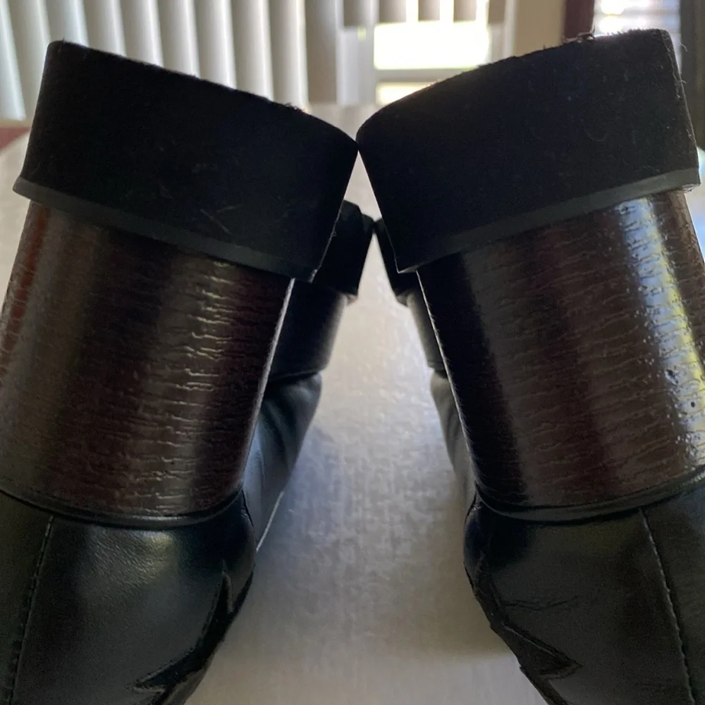 Stella McCartney Women’s Elyse Star Platform Shoes Size 35. Made in Italy